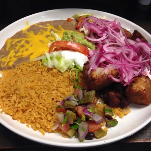 Carnitas De Puerco (Pork Carnitas).
