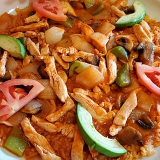 #42 Arroz Con Pollo